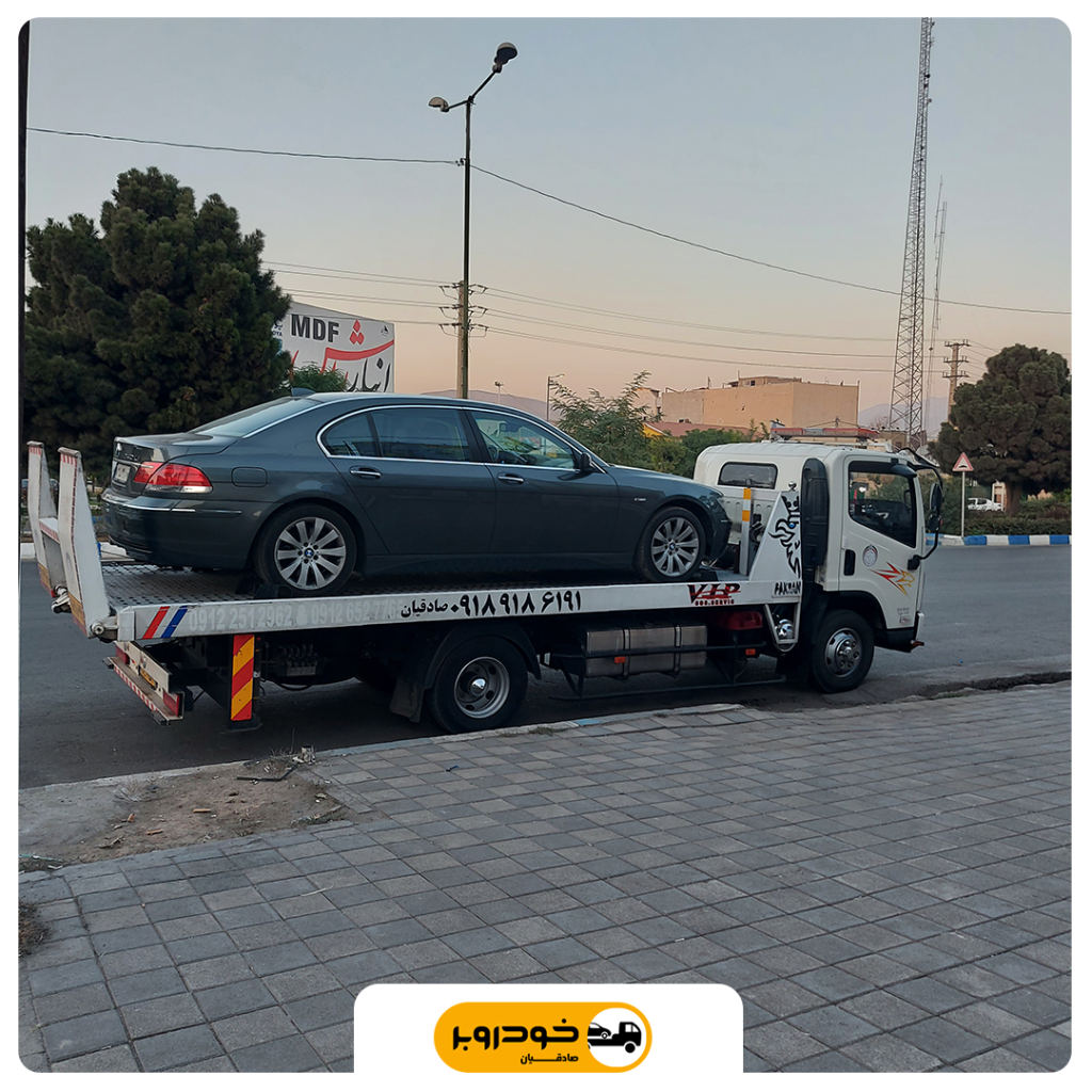 خودروبر کرند در حال حمل خودرو